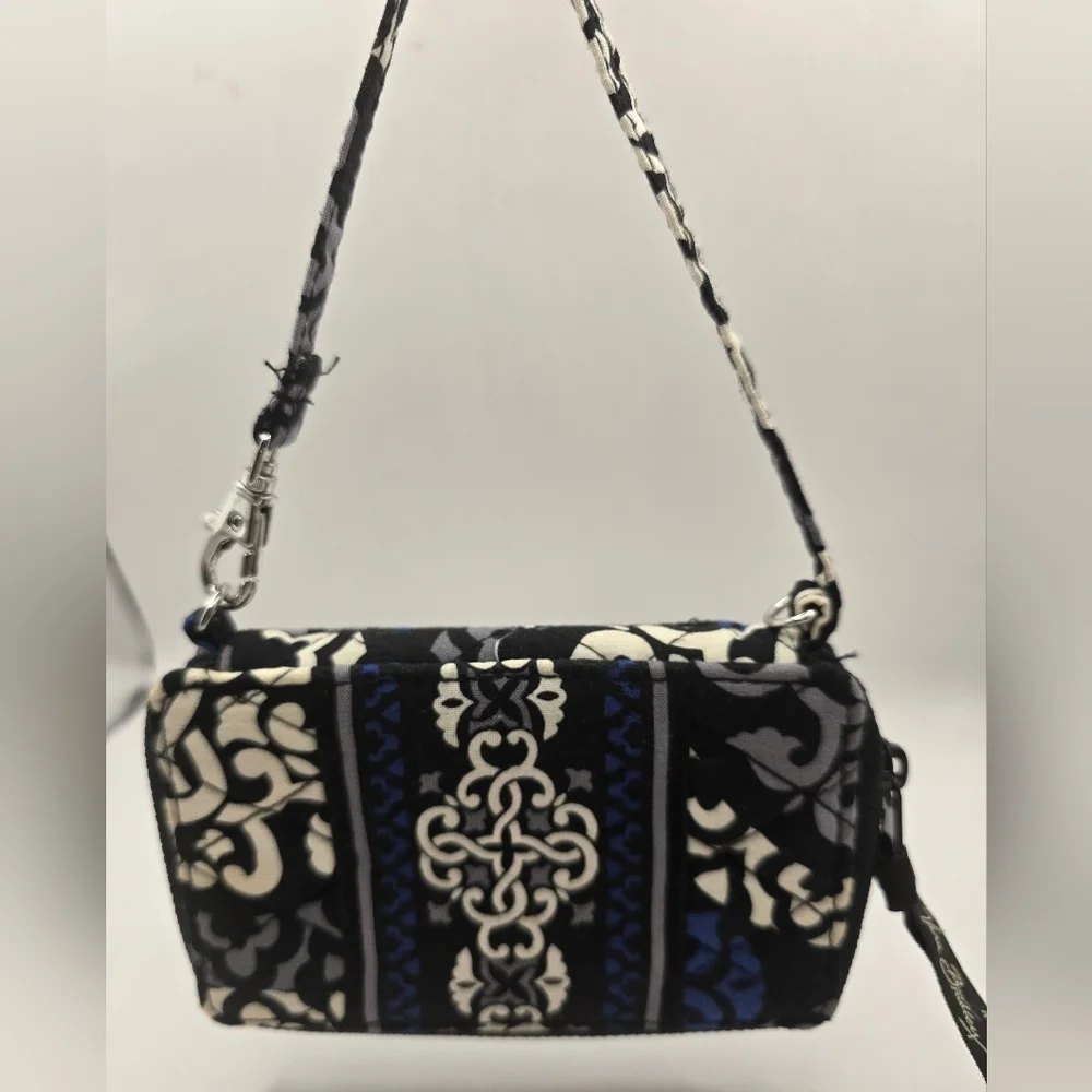 VERA BRADLEY Canterberry Cobalt Phone/Cigarette Pocket Ziparound Wallet - Picture 2 of 9